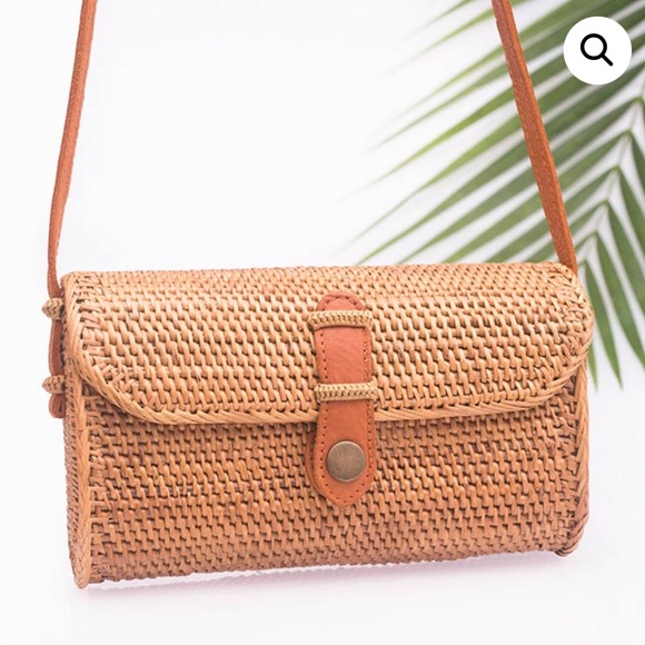 Bohemian Rattan Bag - Picture 4 of 11